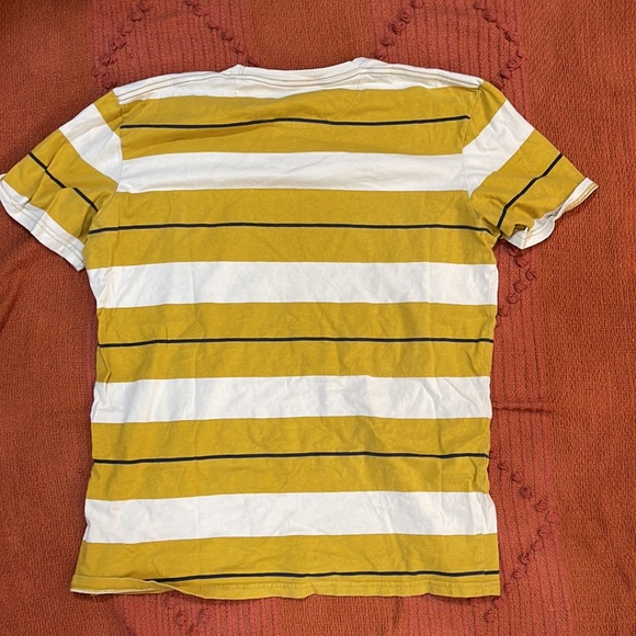 Men’s Large Quiksilver Striped T-Shirt - Picture 3 of 3